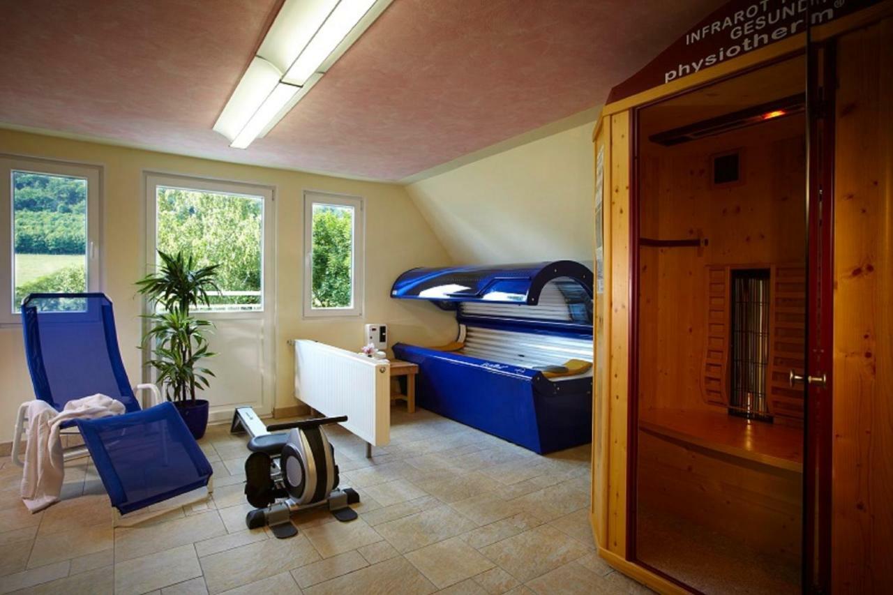 Pension Und Ferienwohnung Schuette Schmallenberg Exteriör bild